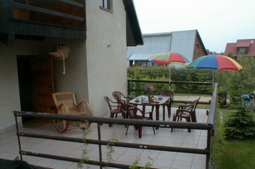 Polonia Chata Gulbity, Exterior